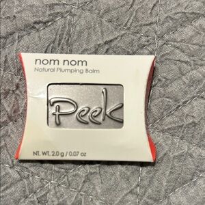Peek Nom Nom Plumping Balm Miracle 0.07oz